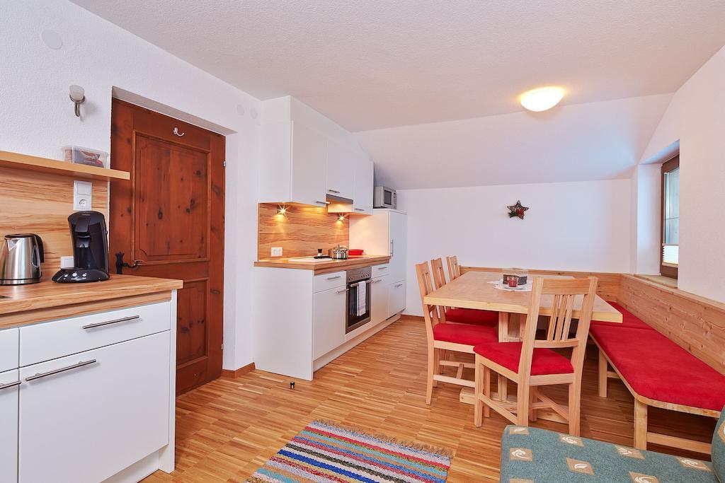 Am Sonnhof Apartment Langenfeld Phòng bức ảnh