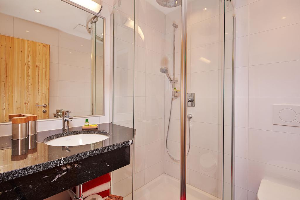 Am Sonnhof Apartment Langenfeld Phòng bức ảnh