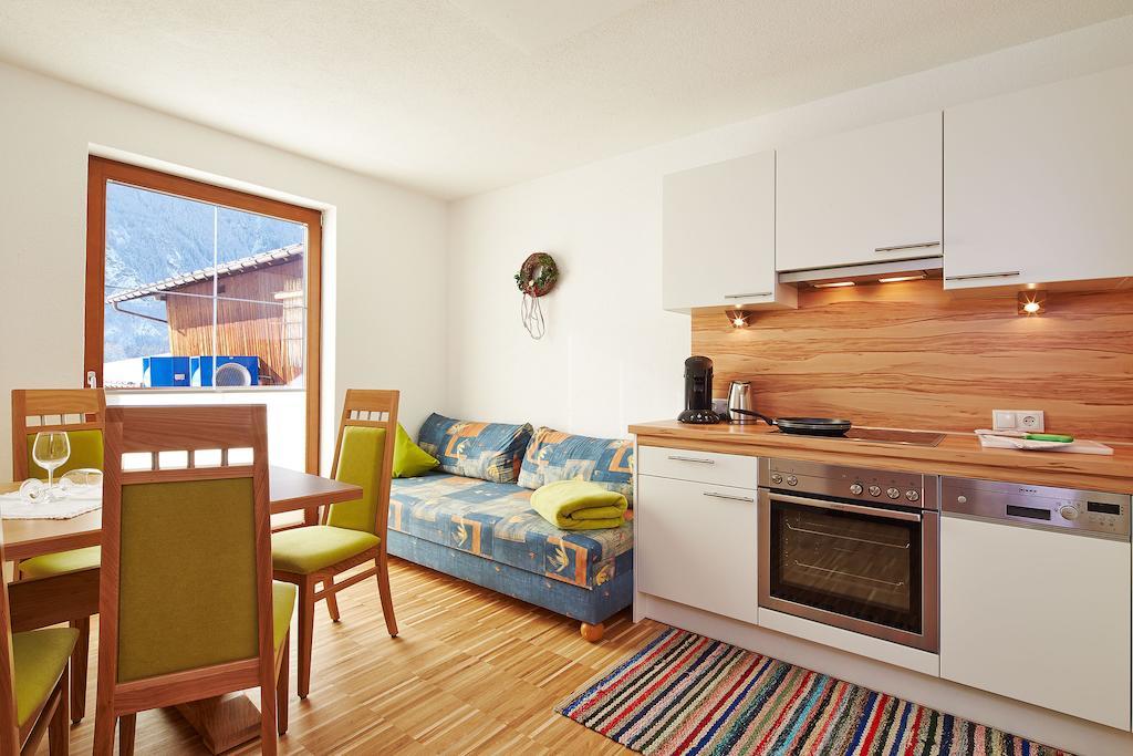 Am Sonnhof Apartment Langenfeld Phòng bức ảnh